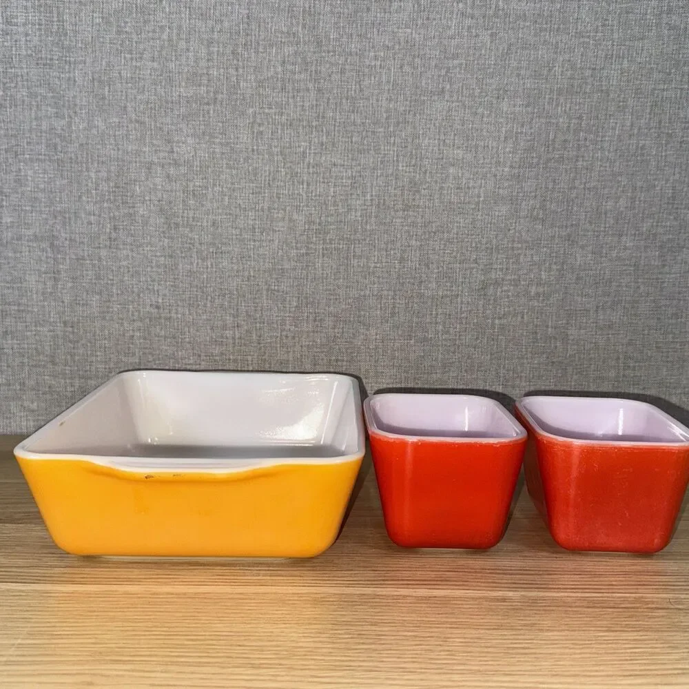 Pyrex product set